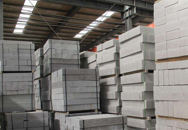 别墅外墙新潮流:干挂石材的独特设计(图2) 别墅外墙新潮流:干挂石材的独特设计(图2)