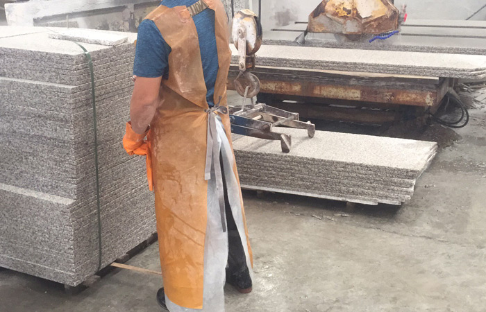 山东芝麻黑花岗岩批发价格(图2) 山东芝麻黑花岗岩批发价格(图2)